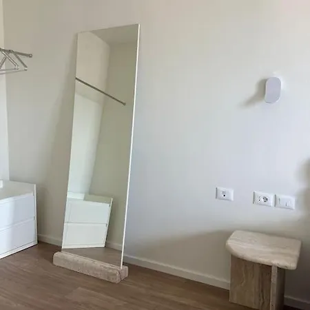 Ral 02 Apartment